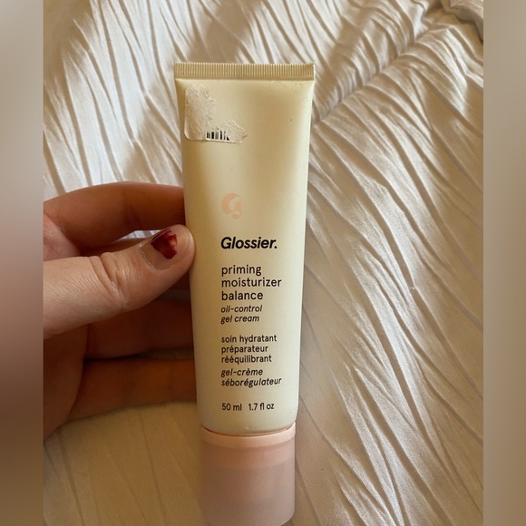 Glossier Priming Gel Moisturizer - Picture 4 of 5